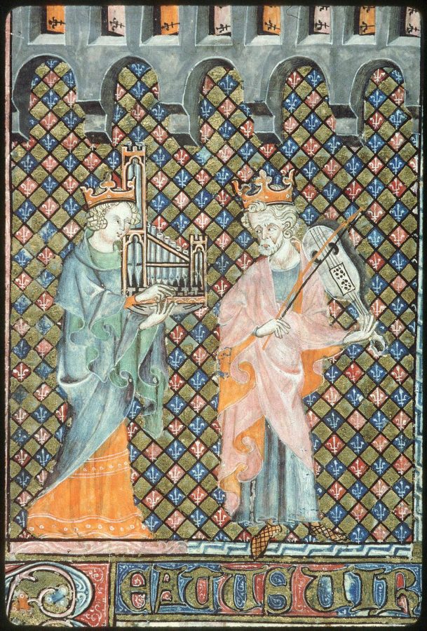 King David playing the vielle and the queen playing the portative organ