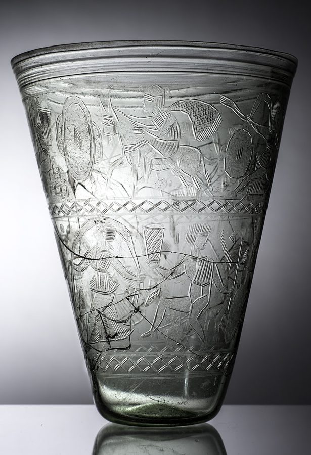 The Glass of the Naples Museum